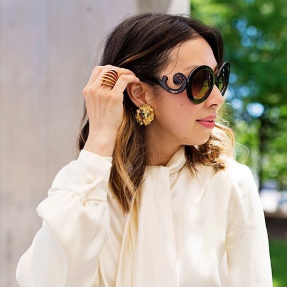 VITA FEDE Futuristic Abstract Silver Ring - Picture 10 of 16